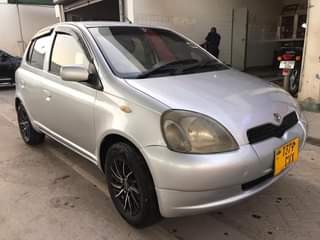 A picture of Toyota vitz piston4