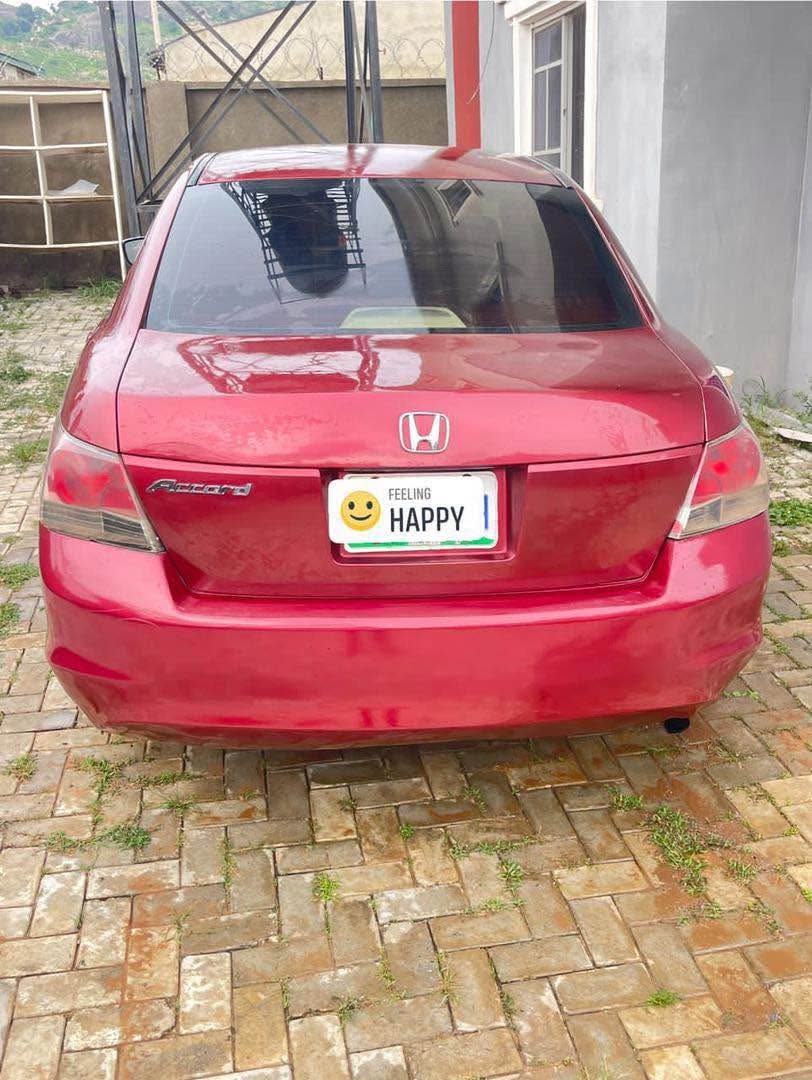 A picture of Honda Accord 08