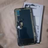 A picture of Kioo cha Xs kipya