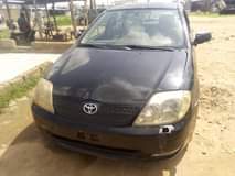 A picture of Toyota Corolla bank type