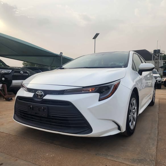 A picture of 2023 Toyota corolla