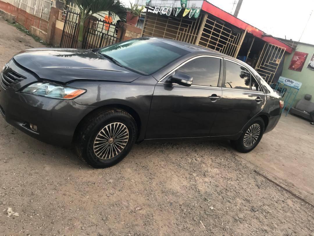 A picture of 2008 Toyota Camry 2008 Black