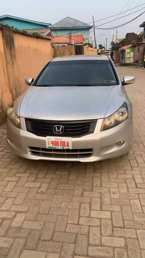 A picture of Honda Accord 08 for sale in a very pristine condition