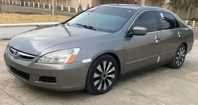 A picture of HONDA ACCORD