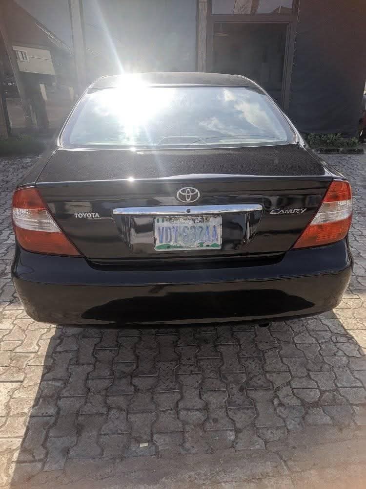 A picture of 2005 Toyota camry
