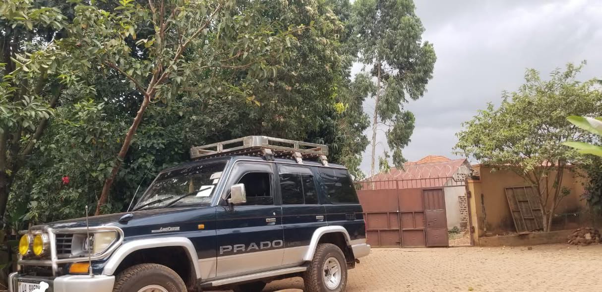 A picture of Land cruiser prado