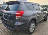 A picture of Toyota Vanguard 7 SEATS 2013