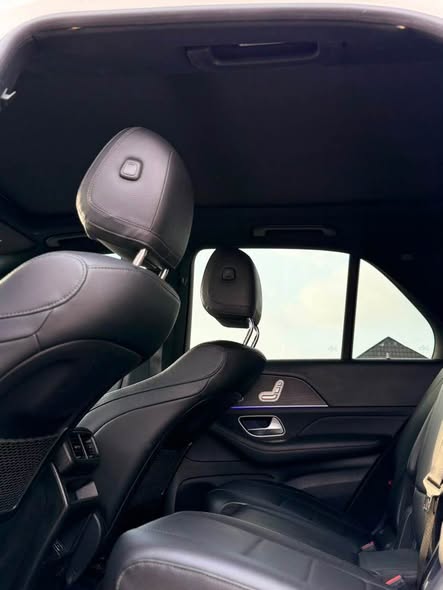 A picture of 2021 gle 350 Benz neatly used amg body 48m