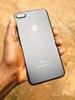 A picture of iPhone 7 Plus 128Gb at 500k