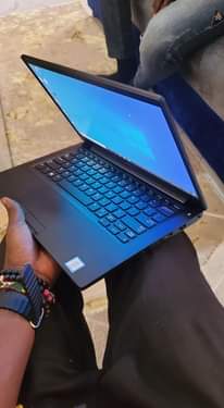 A picture of Dell latitude 7390
