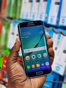 A picture of S6 edge 195k 32GB 4G 0758206953