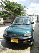A picture of Rav4 milango mitano Manual full Ac safari popote bei imepoa