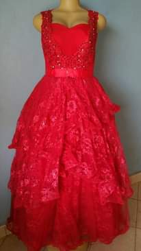 A picture of MUMMY S BRIDAL BOUTIQUE 256702562498 256706661164 Whatsapp 