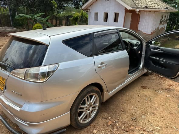 toyota caldina