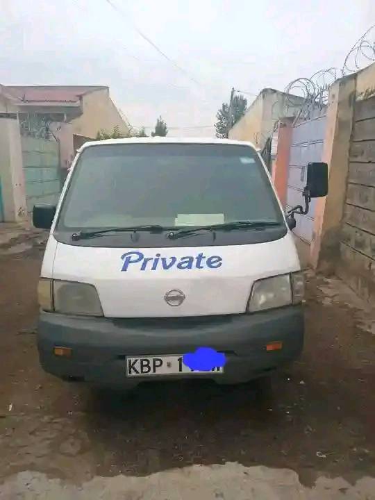 nissan vanette