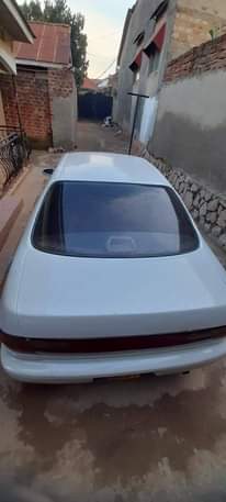 A picture of 1998 Toyota 190