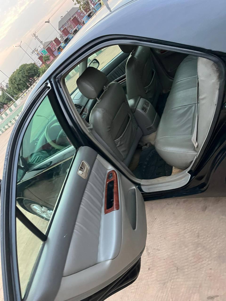 A picture of Toyota Camry 2.4 big daddy