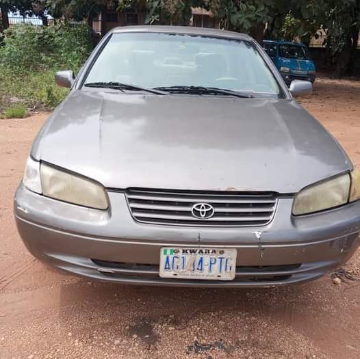 A picture of Toyota camry pencil