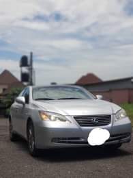 A picture of 2008 Lexus Es350 Year 2008 Condition Super clean interior chilling