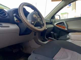 A picture of Well maintained 2009 TOYOTA RAV4 FOR SALE