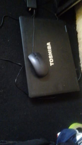 A picture of Toshiba pc with 500gb had and 6gb ram