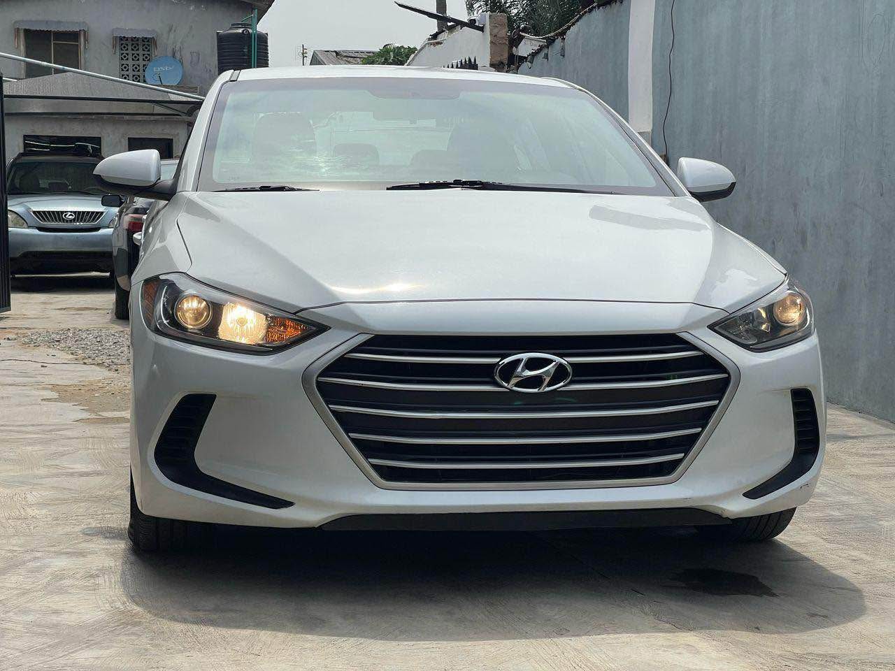 A picture of Reg Hyundai Elantra 2018 model