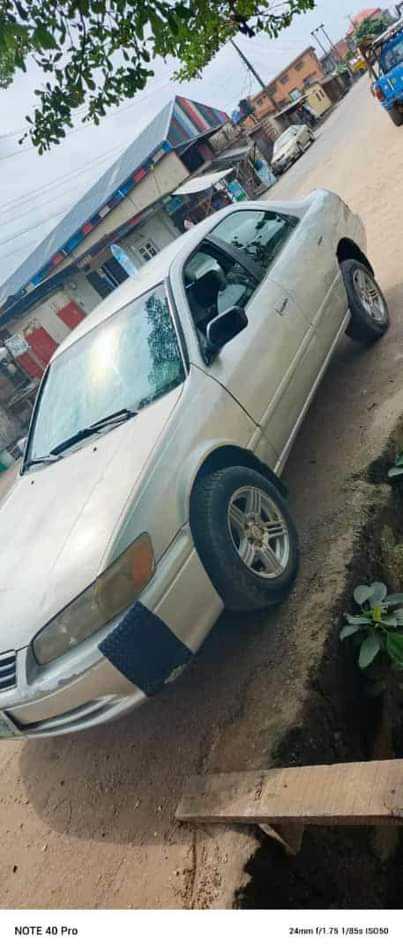 A picture of Fastest fingers Toyota Camry first body pan manual gear