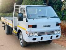 classifieds/cars isuzu