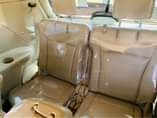 A picture of Toyota Highlander 2012