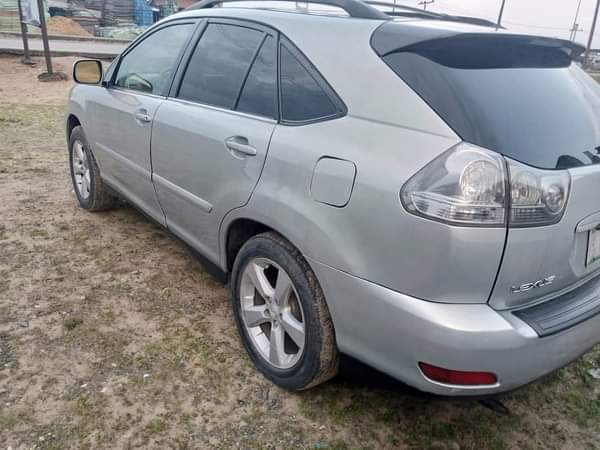 A picture of Distress sale For the fastest finger BELGIUM GRADE 2004 LEXUS