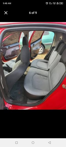 A picture of Peugeot 206