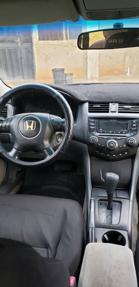 A picture of HONDA EOD 2005 4PLUG
