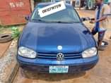 A picture of 2002 Volkswagen Golf S