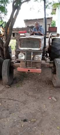 A picture of Tractor