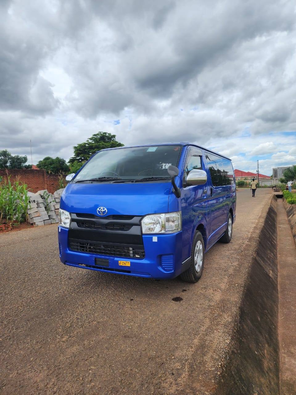 used toyota hiace