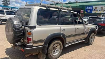toyota land cruiser