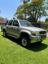 used toyota hilux