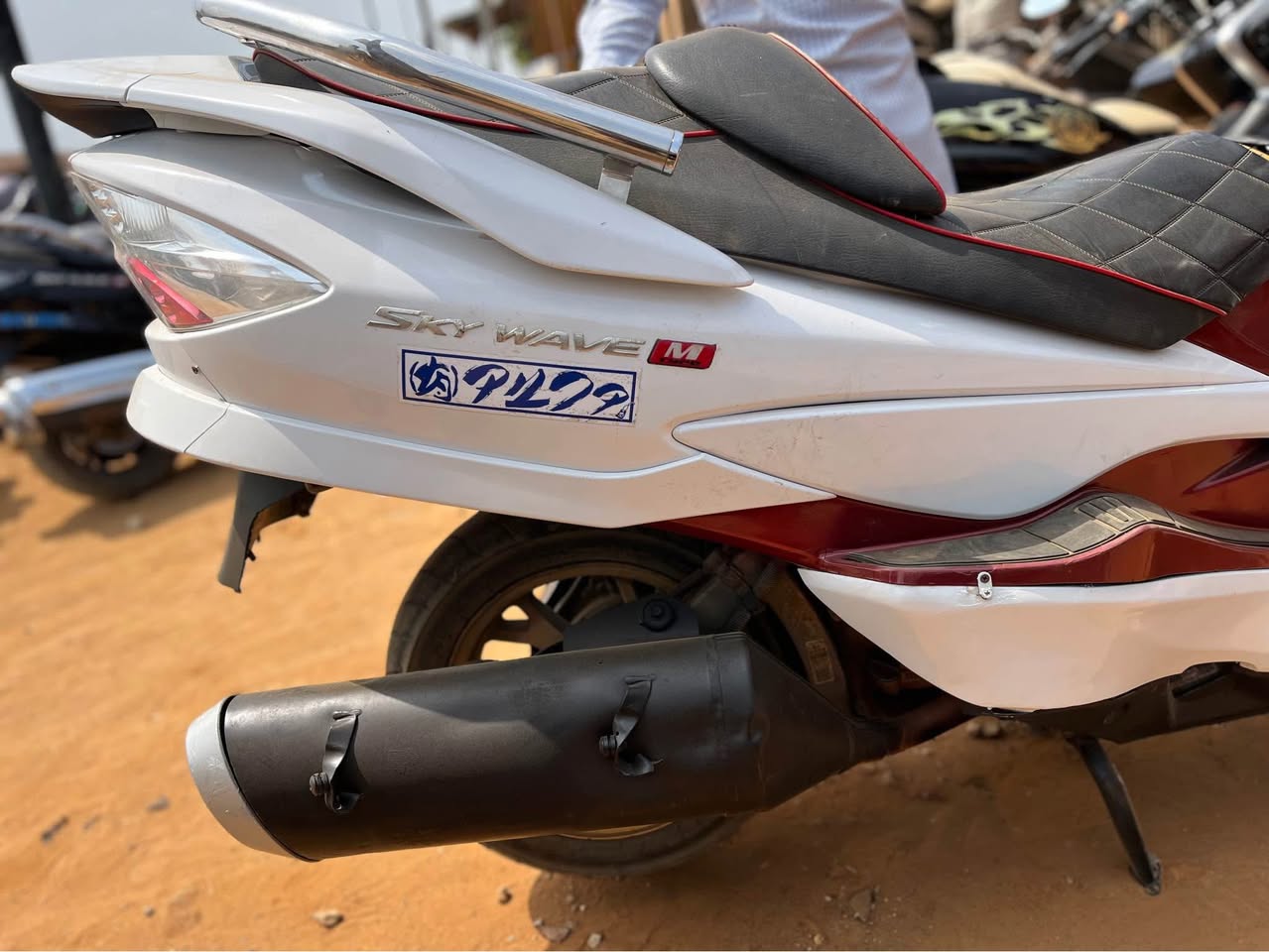 A picture of Foreign used Suzuki skywave 250cc