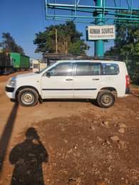 A picture of Probox UAZ Quick sale buy and drive Call 0774163841