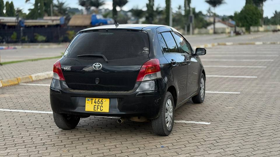 A picture of Toyota Vitz