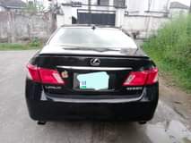 A picture of LEXUS ES350