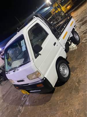 A picture of Suzuki carry