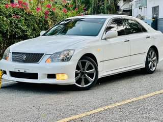 A picture of TOYOTA CROWN ATHLETE GOOD NEW FOR SELL 17M OR EXCHANGE