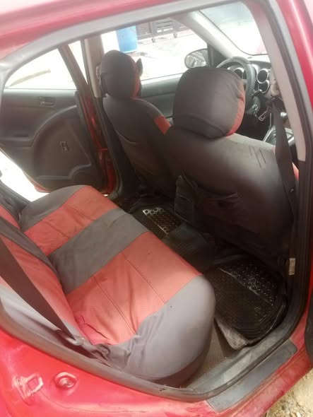 A picture of Toyota matrix 04