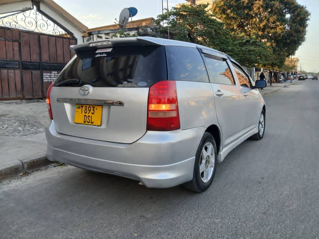 A picture of Toyota wish