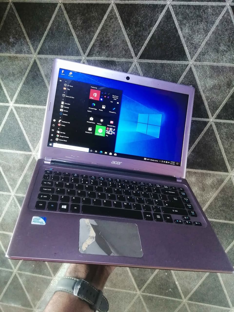 A picture of Uk Used Acer Aspire V5 Intel Pentium 1