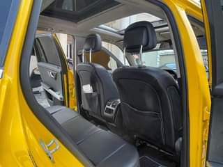 A picture of 2011 registered Mercedes Benz glk 350