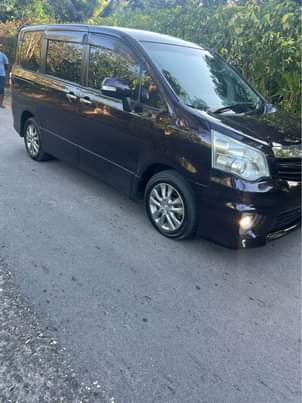 used toyota noah