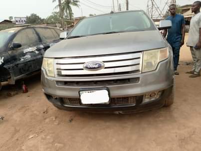 A picture of 2008 Ford Edge