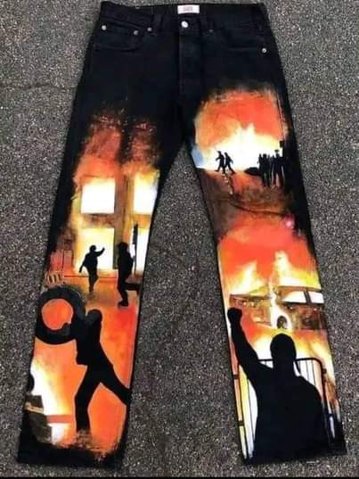 A picture of Painted jeans